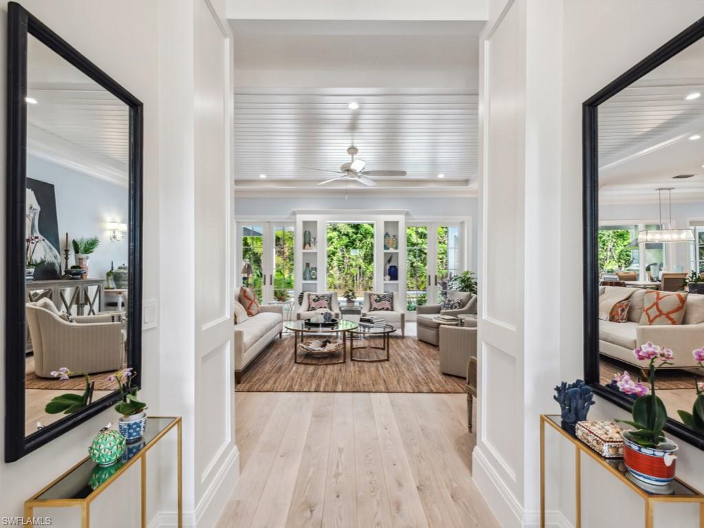 PARK SHORE - Residential