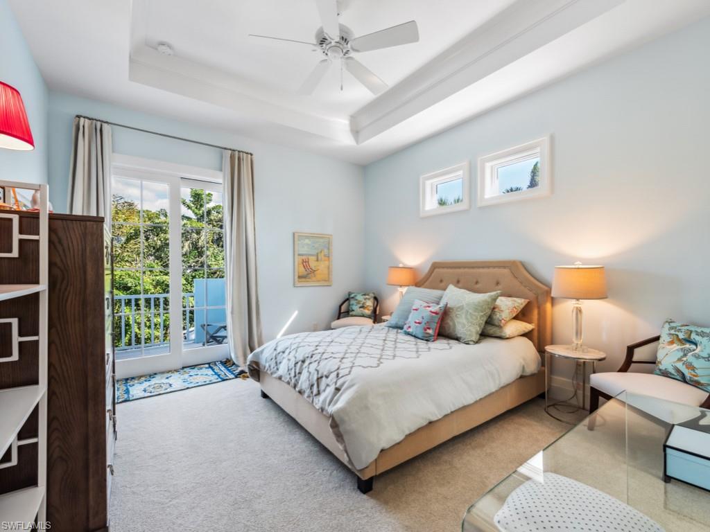 PARK SHORE - Residential