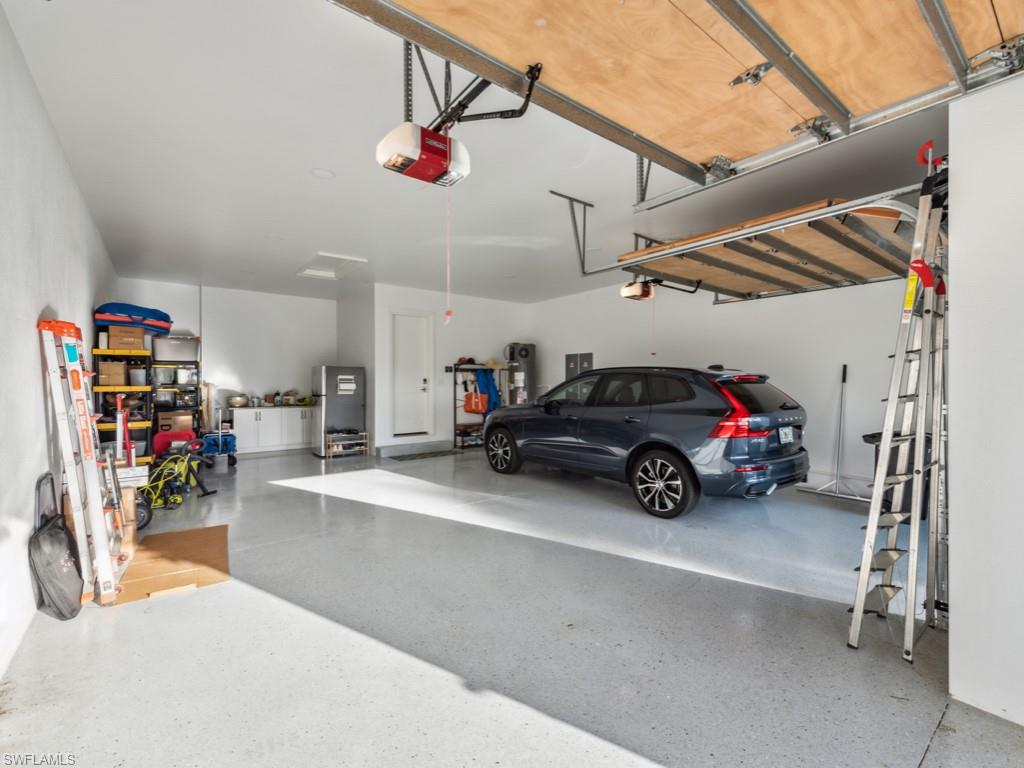 PARK SHORE - Residential