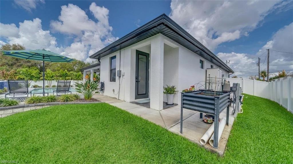 LEHIGH ACRES - Residential