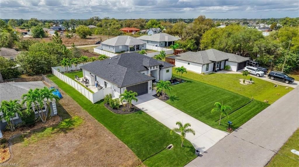 LEHIGH ACRES - Residential