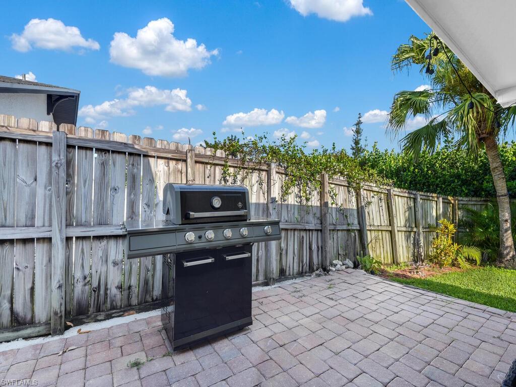 NAPLES PARK - Residential Lease