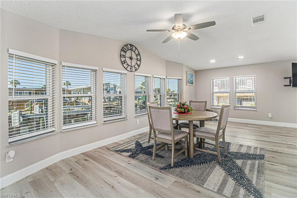 BAYSIDE ESTATES - Residential