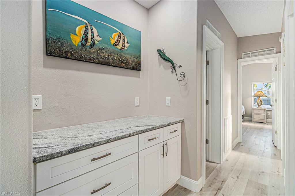 BAYSIDE ESTATES - Residential