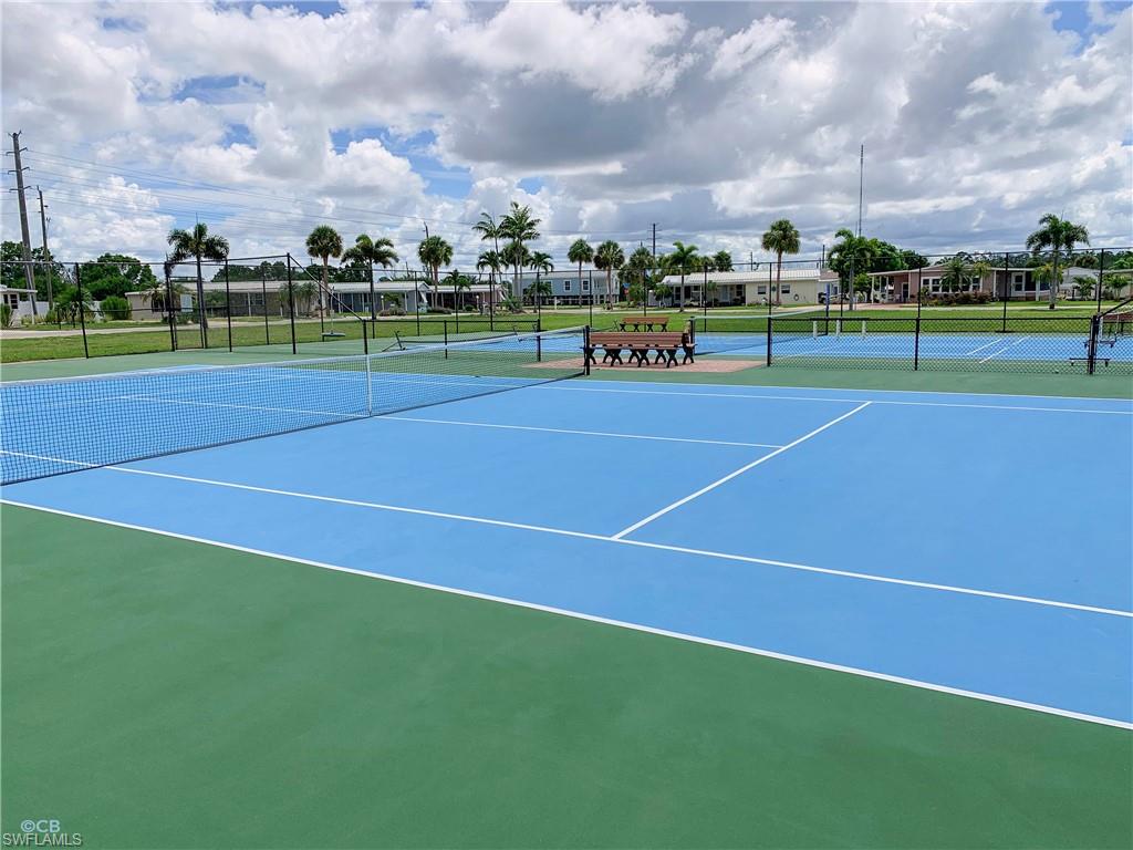 BAYSIDE ESTATES - Residential