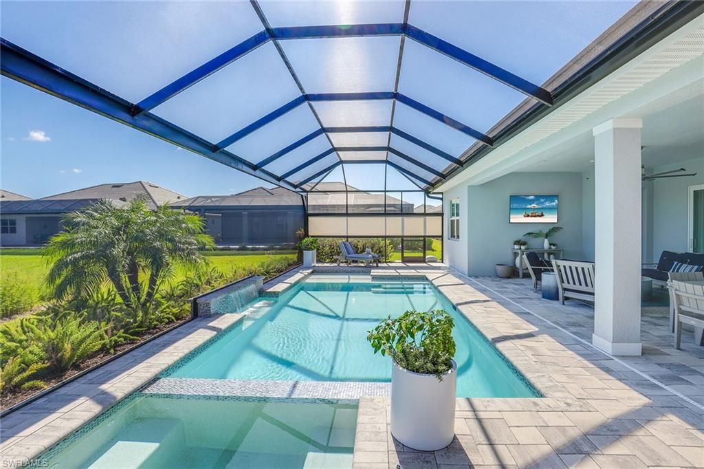 CRANE POINT - Residential