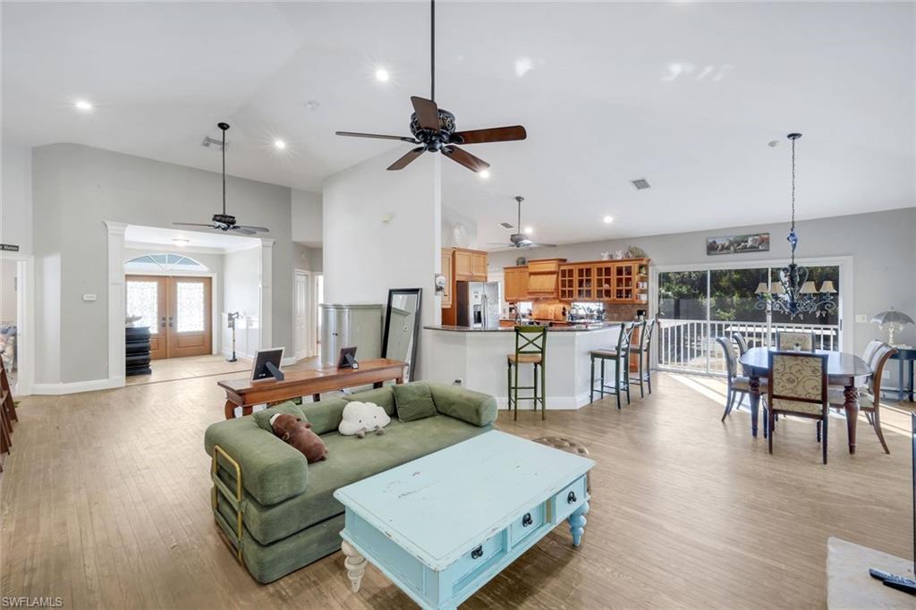 SUN COAST ACRES - Residential