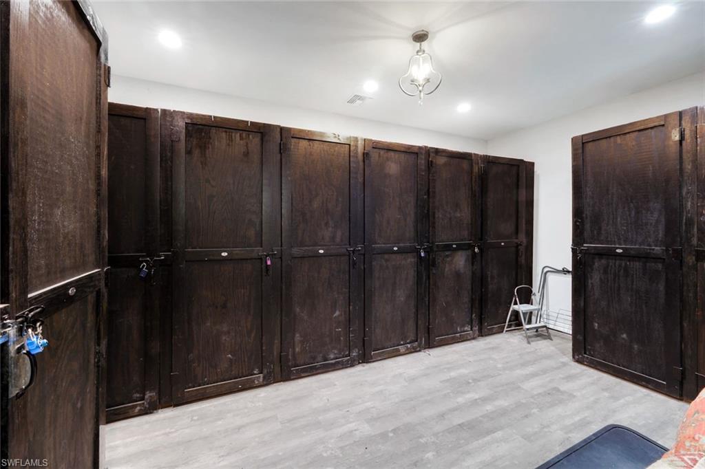 SUN COAST ACRES - Residential