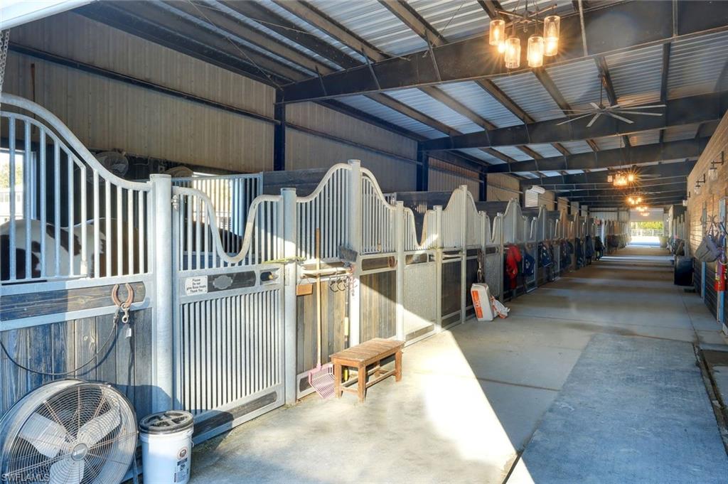 SUN COAST ACRES - Residential