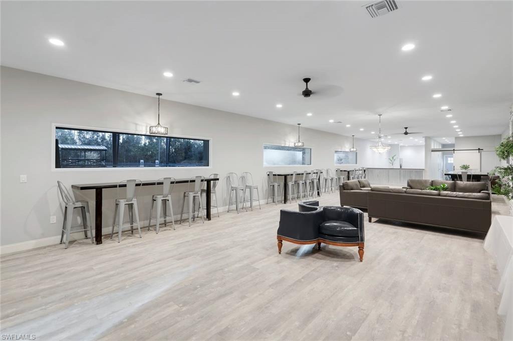 SUN COAST ACRES - Residential