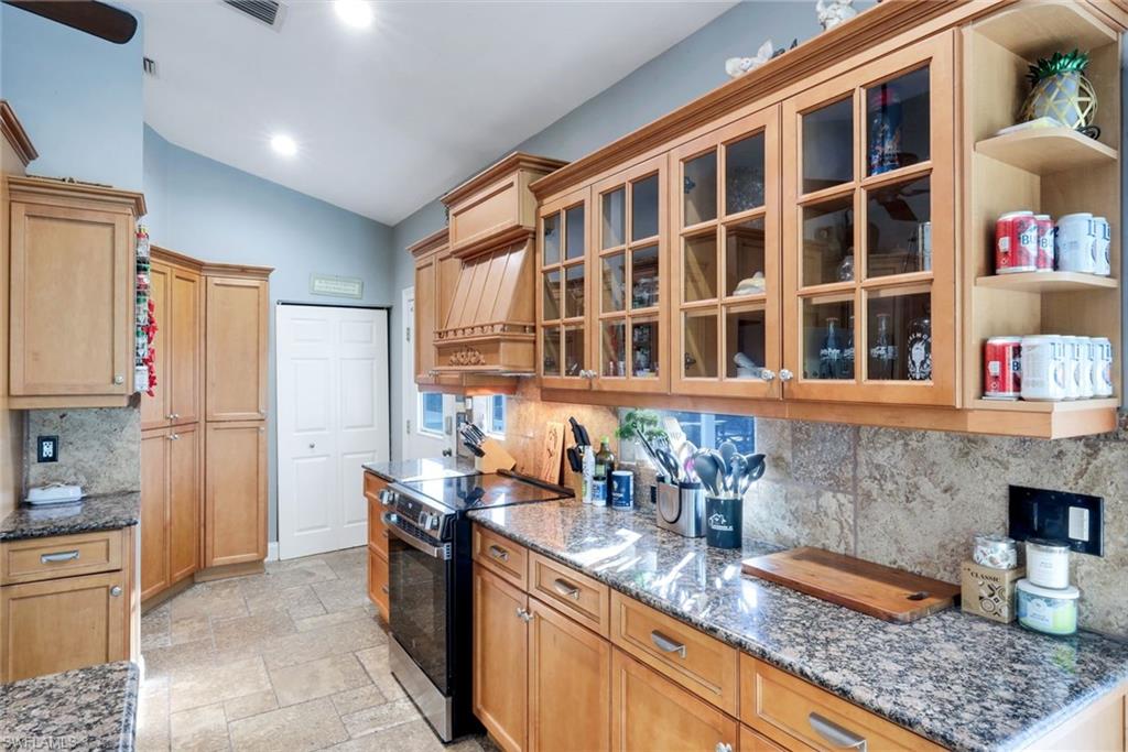 SUN COAST ACRES - Residential