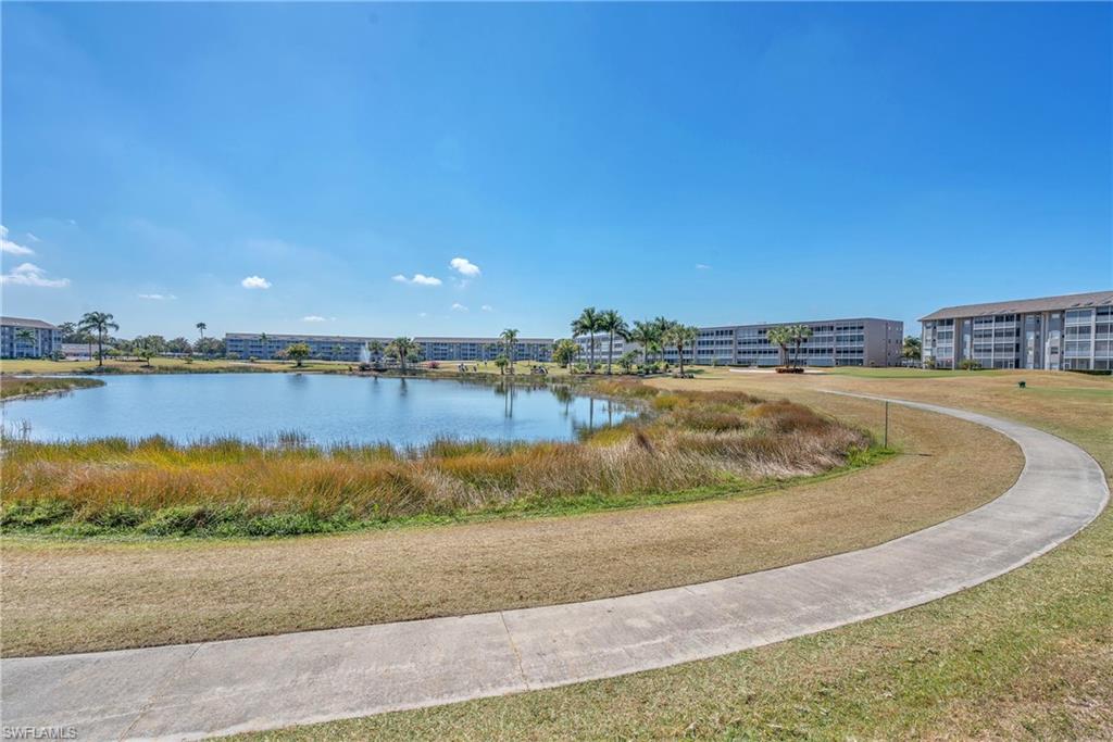 GOLFVIEW GOLF & RACQUET CLUB - Residential