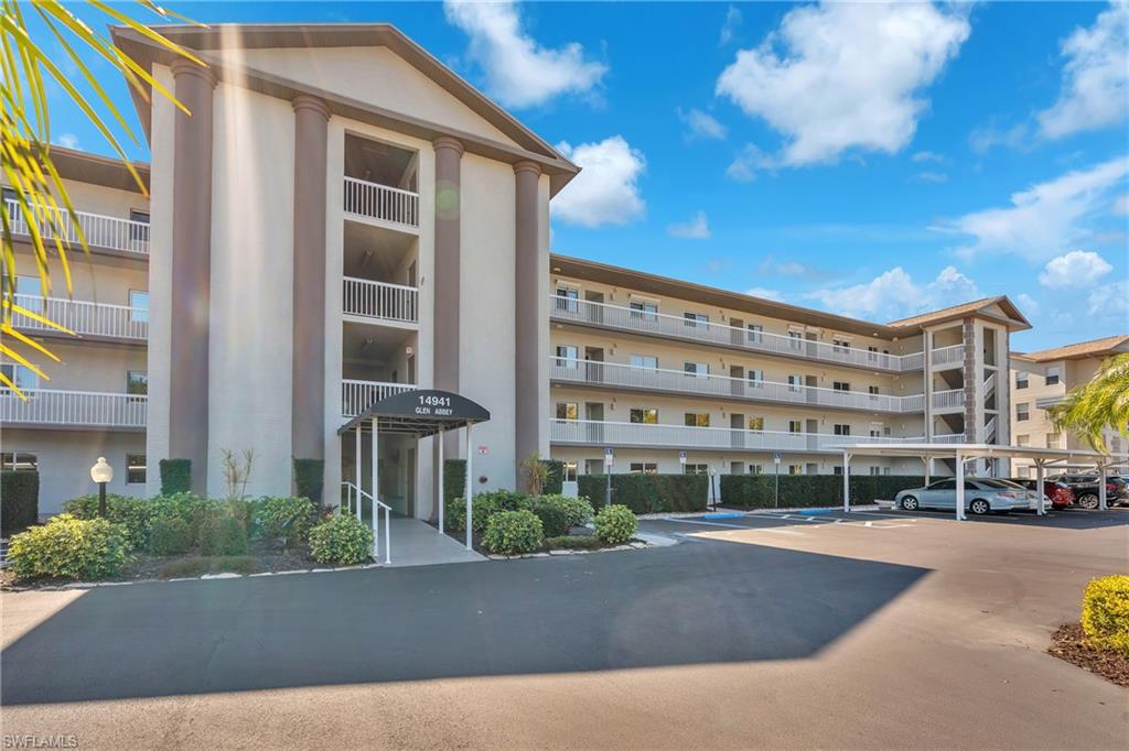 GOLFVIEW GOLF & RACQUET CLUB - Residential