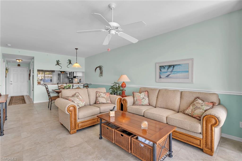 GOLFVIEW GOLF & RACQUET CLUB - Residential