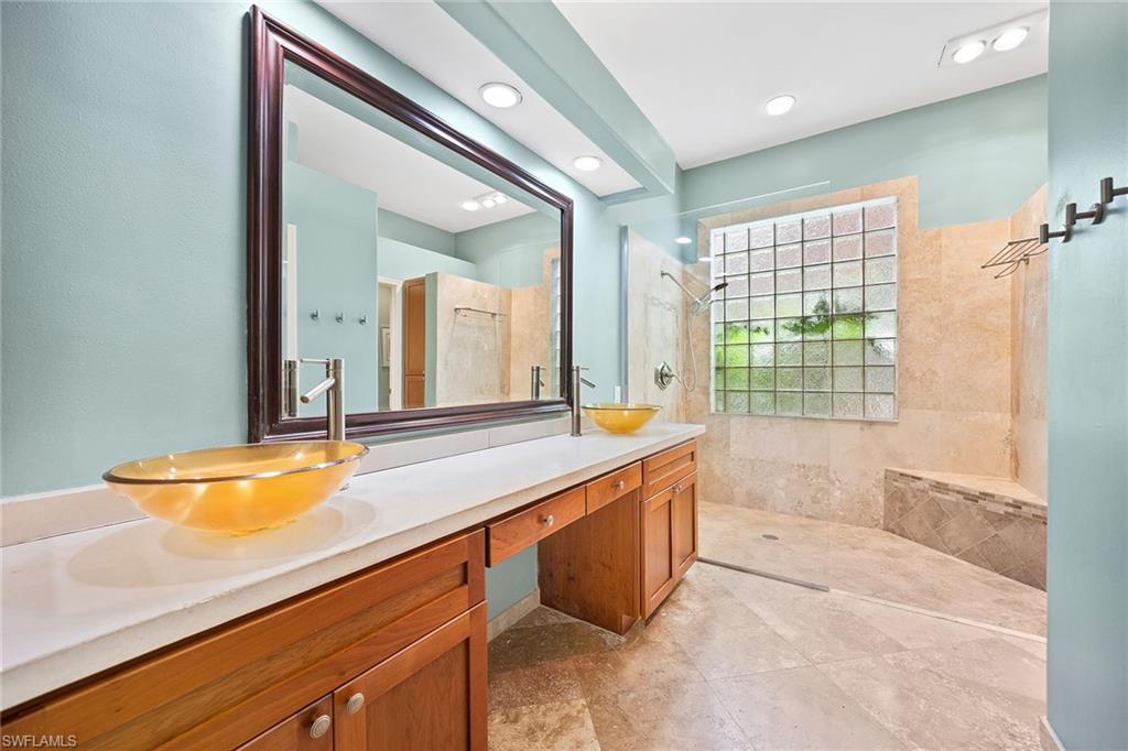 WORTHINGTON - Residential