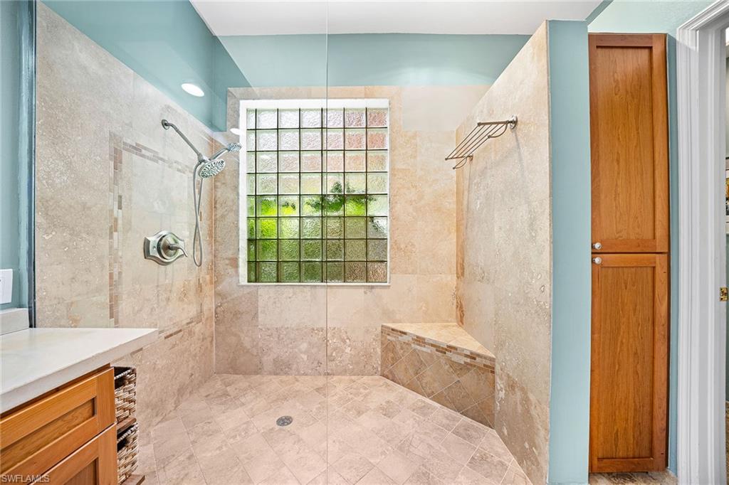 WORTHINGTON - Residential
