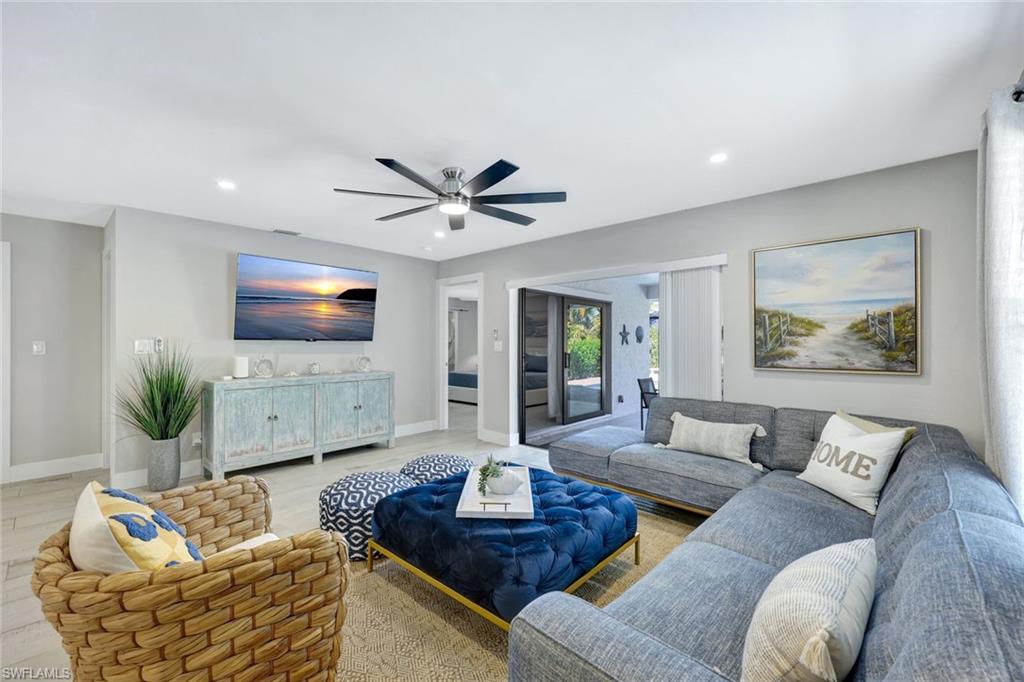 NAPLES PARK - Residential