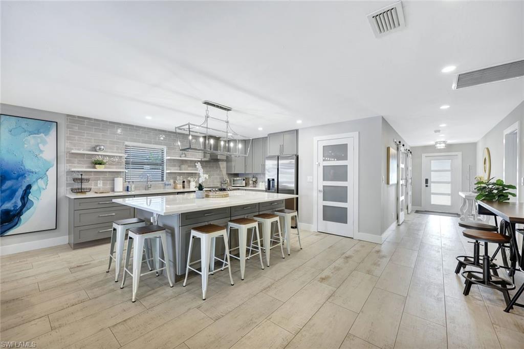 NAPLES PARK - Residential