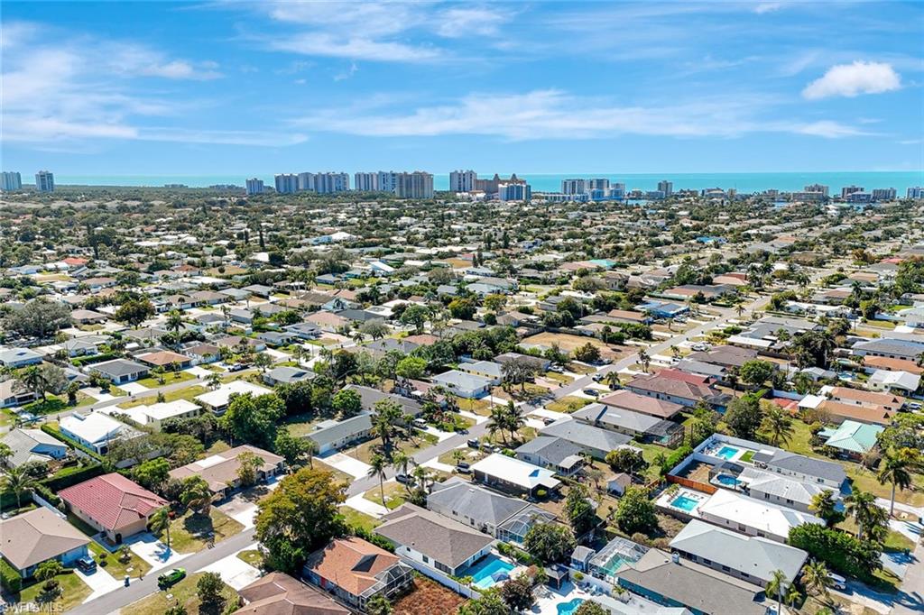NAPLES PARK - Residential