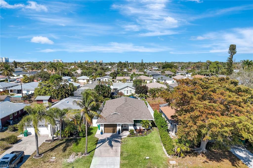 NAPLES PARK - Residential