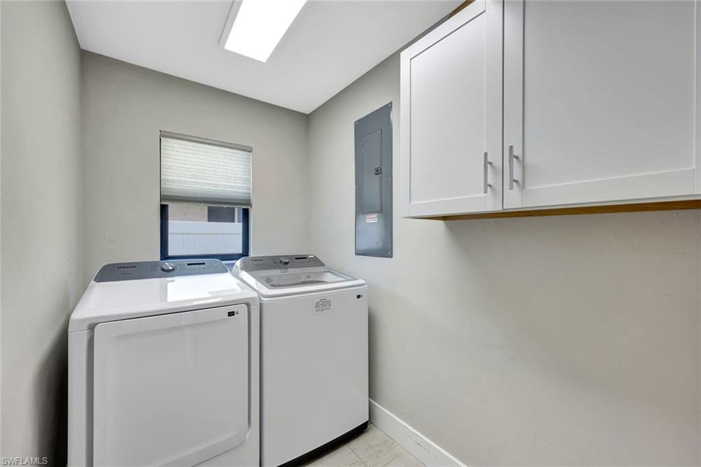 NAPLES PARK - Residential