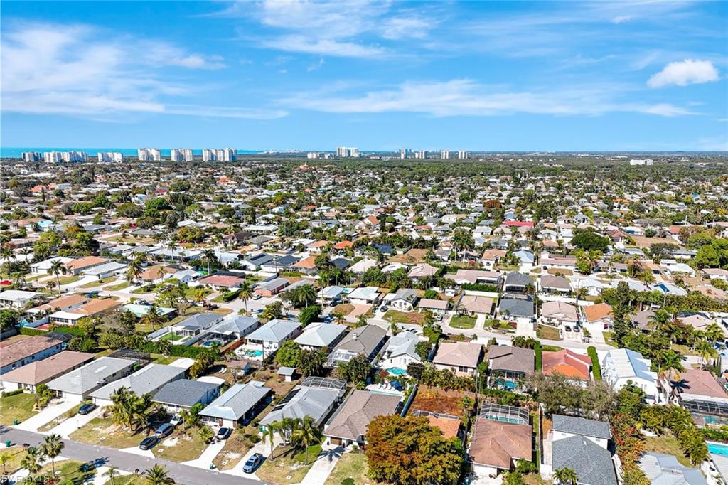 NAPLES PARK - Residential