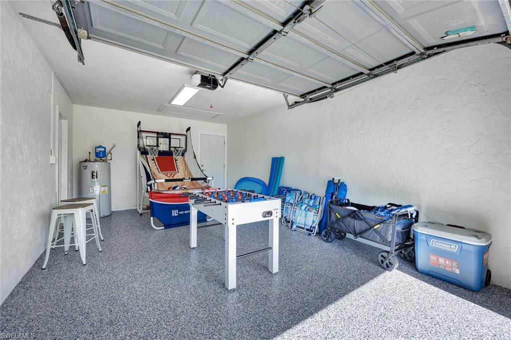 NAPLES PARK - Residential