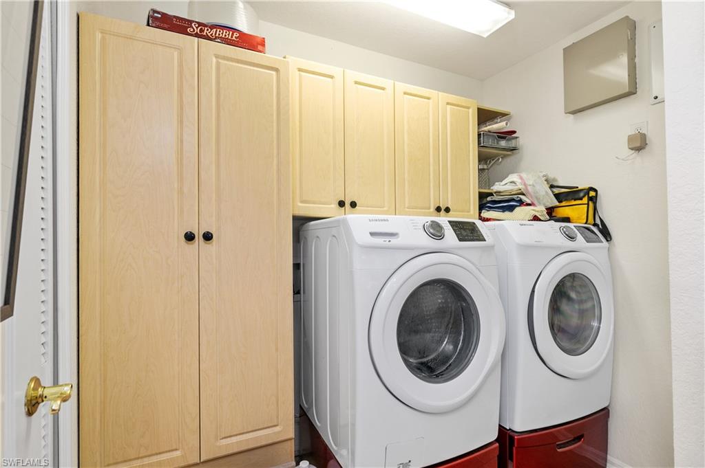 PEBBLE BEACH - Residential