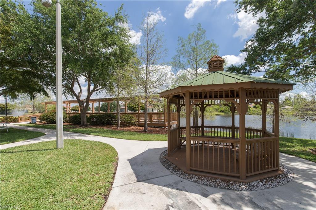 PEBBLE BEACH - Residential