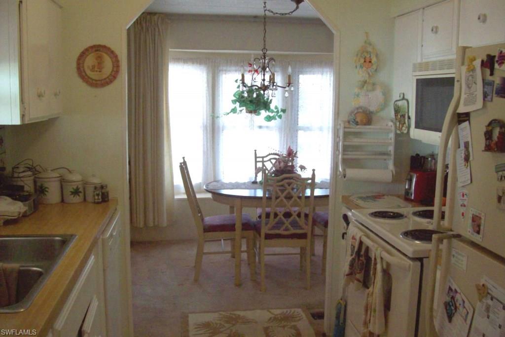 SIX LAKES COUNTRY CLUB - Residential