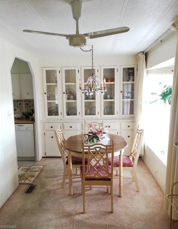 SIX LAKES COUNTRY CLUB - Residential