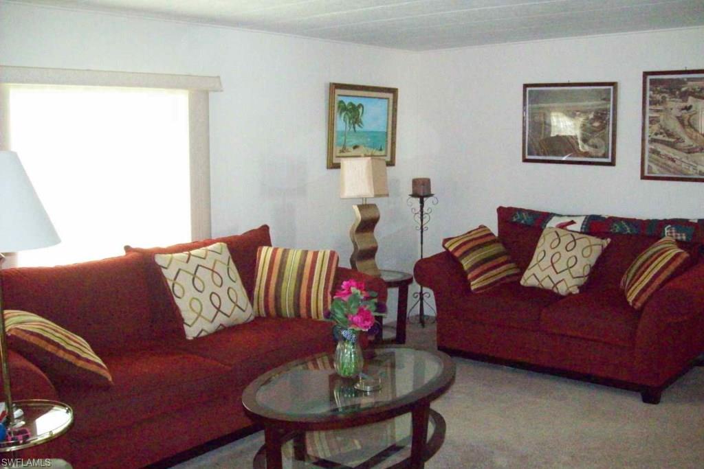 SIX LAKES COUNTRY CLUB - Residential