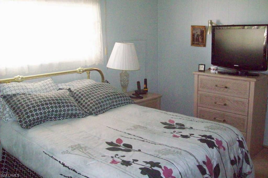 SIX LAKES COUNTRY CLUB - Residential