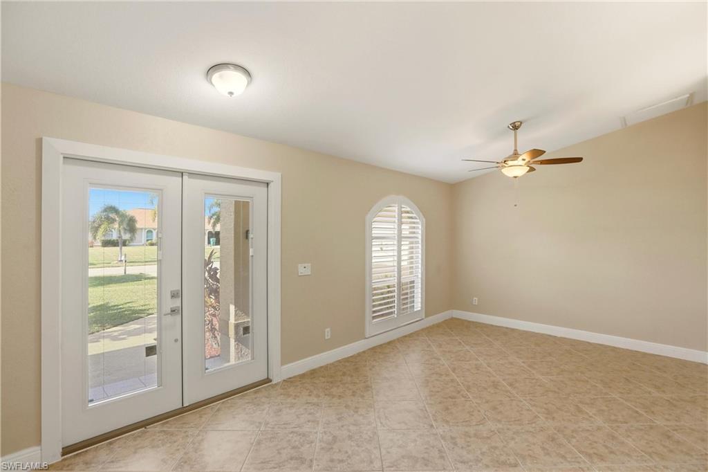 CAPE CORAL - Residential