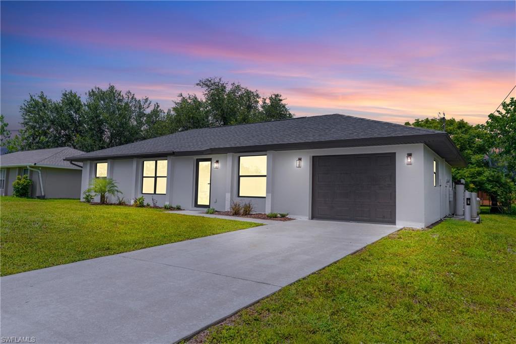 LEHIGH ACRES - Residential