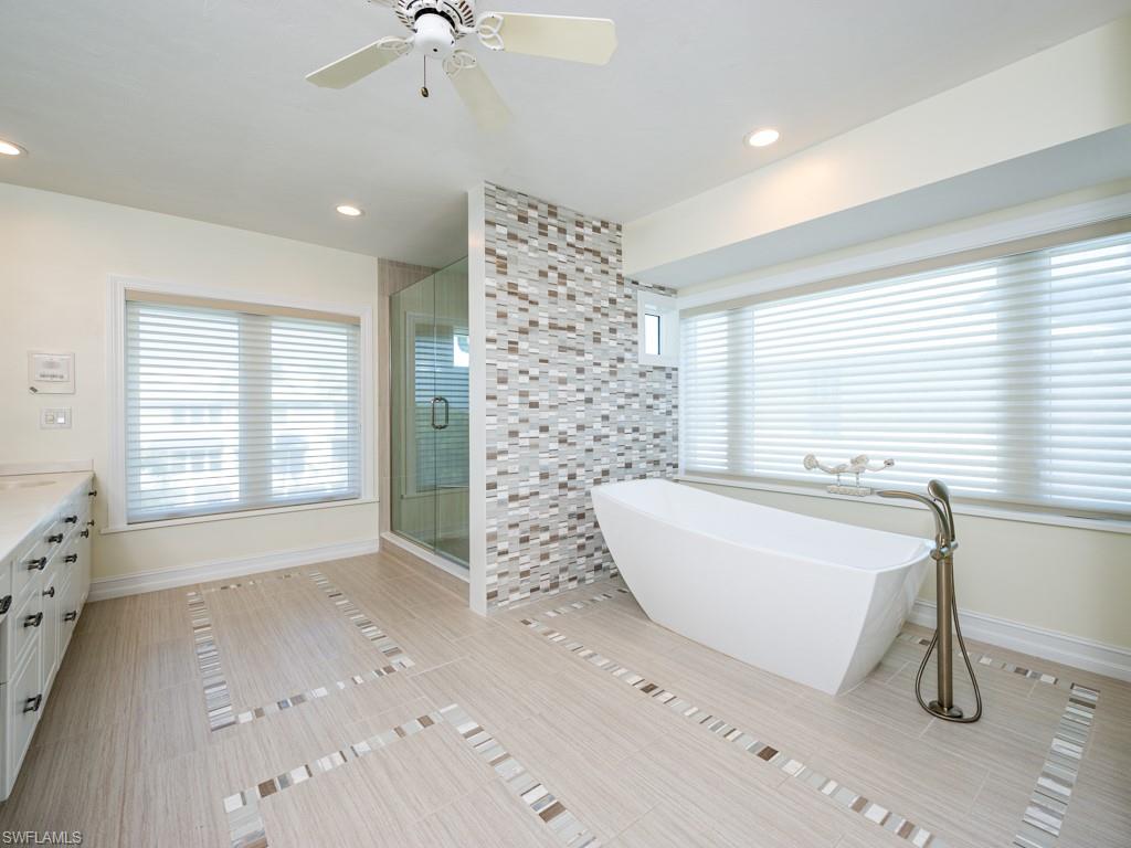 COLONY BEACH ESTATES - Residential