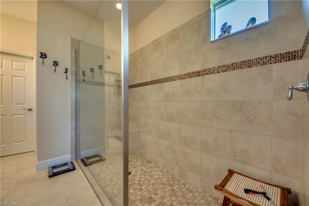 SANDOVAL - Residential