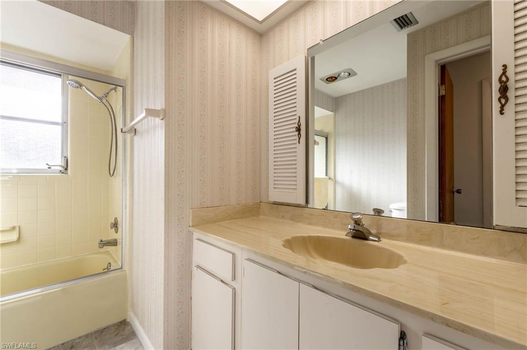 CYPRESS LAKE COUNTRY CLUB - Residential