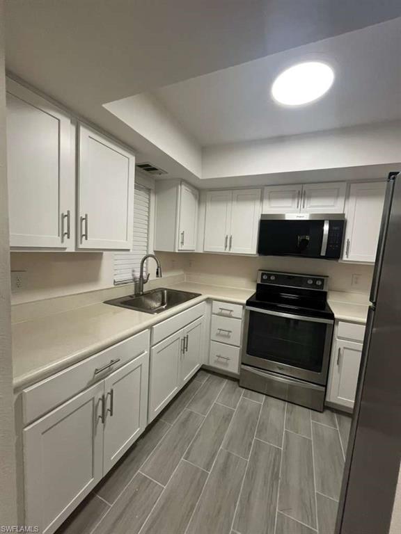 PORT CHARLOTTE - Residential Lease