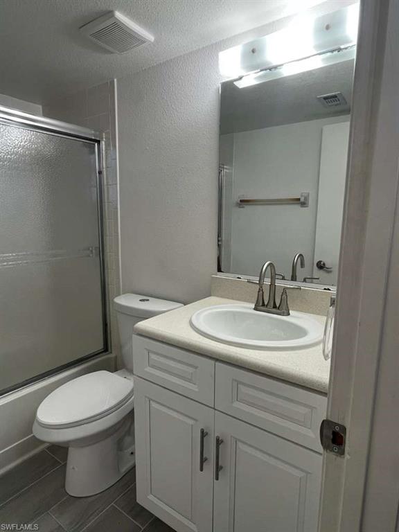 PORT CHARLOTTE - Residential Lease