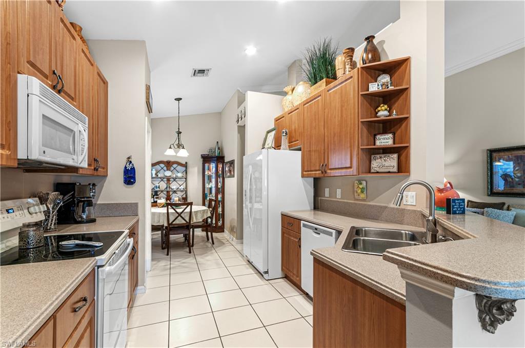 CASCADES AT ESTERO - Residential