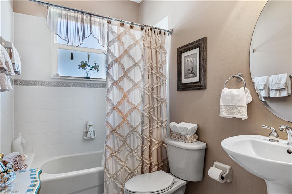 CASCADES AT ESTERO - Residential