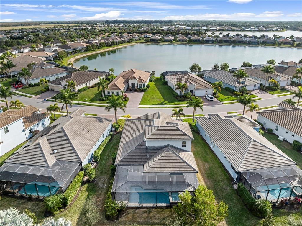 SUTTON CAY - Residential