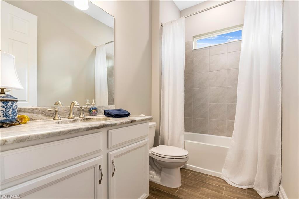 SUTTON CAY - Residential