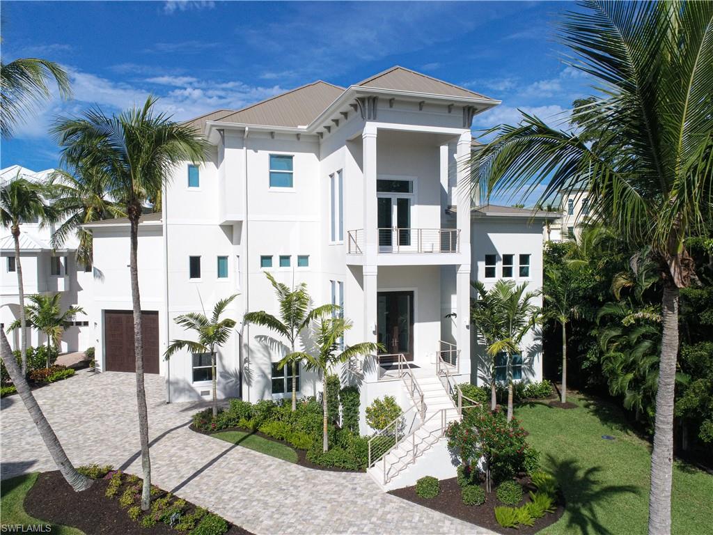 BAREFOOT BEACH - Residential