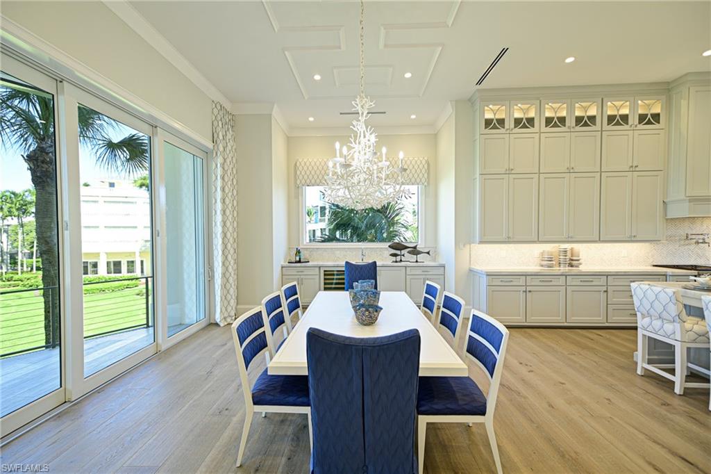 BAREFOOT BEACH - Residential