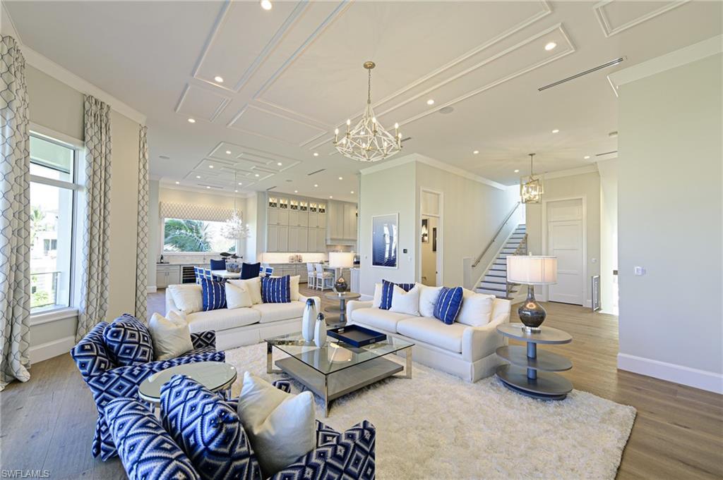 BAREFOOT BEACH - Residential