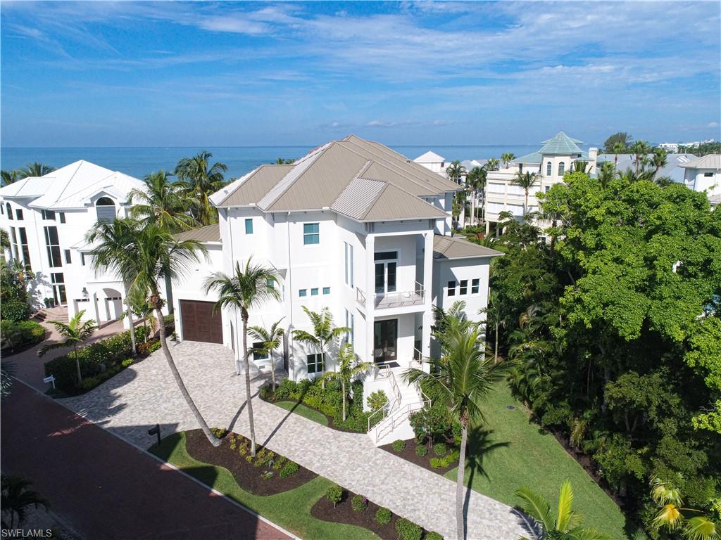 BAREFOOT BEACH - Residential