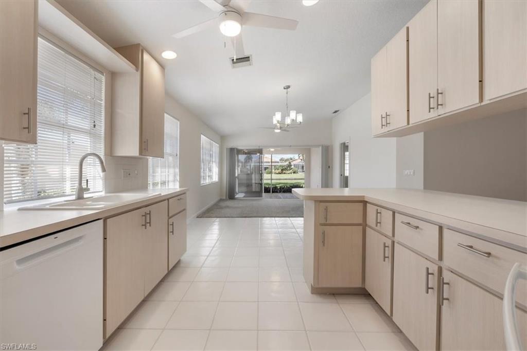 VILLAGE WALK - Residential Lease