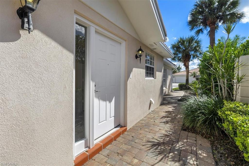 VILLAGE WALK - Residential Lease